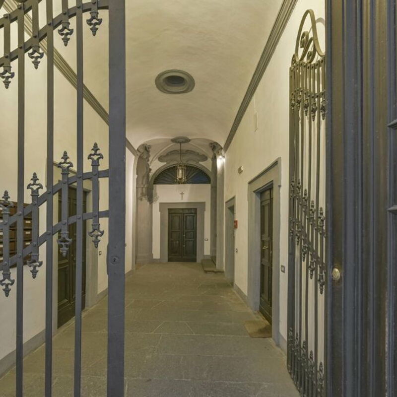 Terme View: Entrée principale, Extérieurs