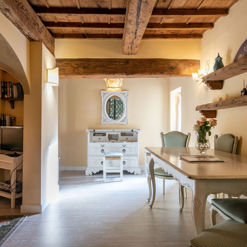 Beatrice: Salle à manger, Salon