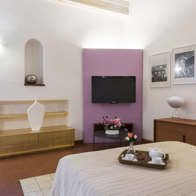 Palazzo Terme: Bedroom, Dining Room, Living Room