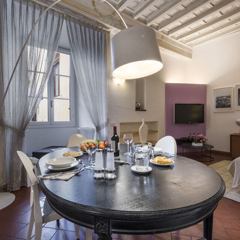 Palazzo Terme: Bedroom, Dining Room, Living Room