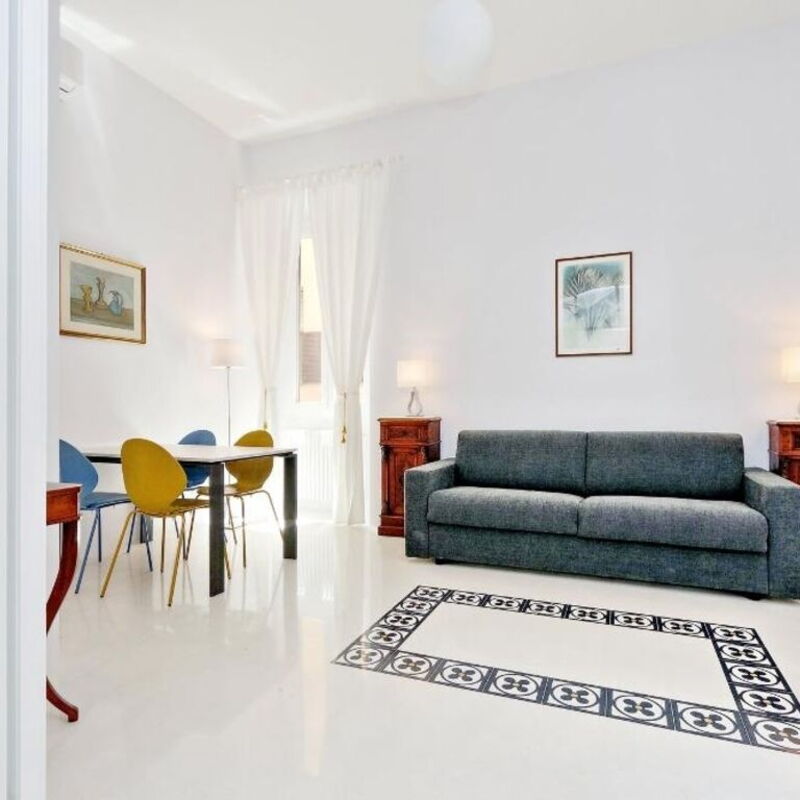 Carlo Alberto: Living and dining area