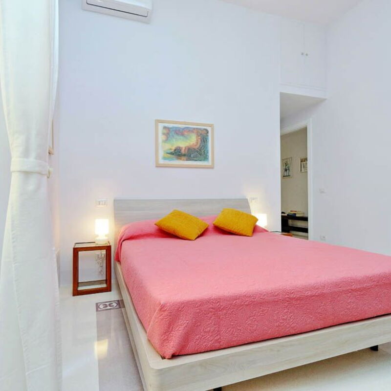 Carlo Alberto: Bedroom