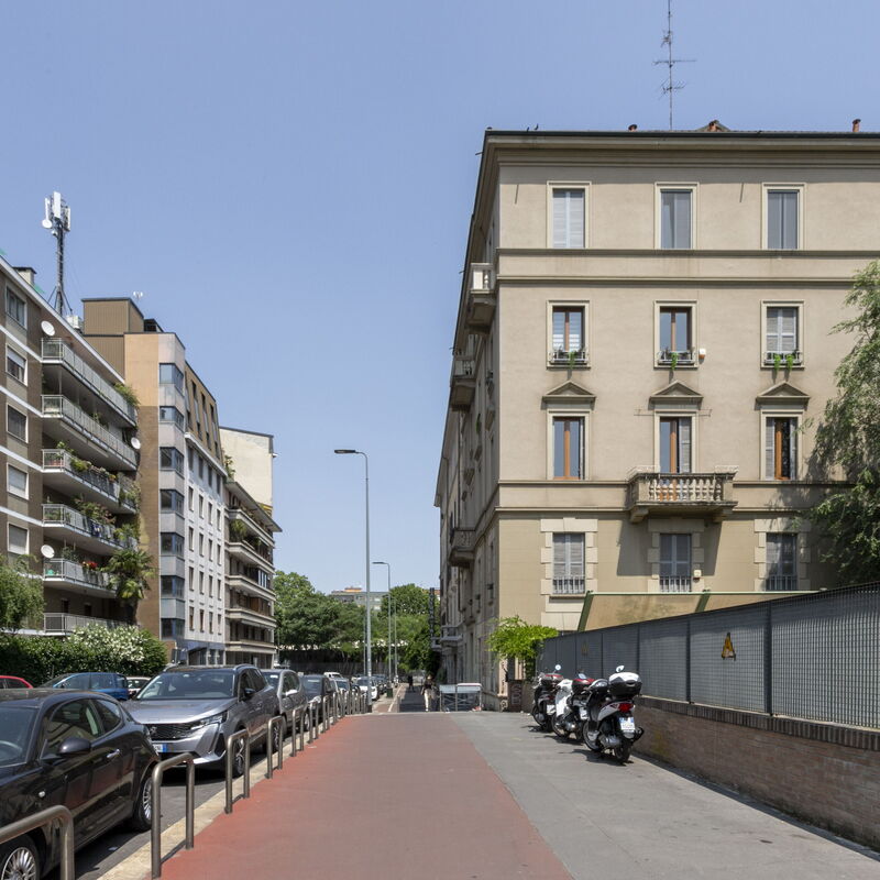 Ferrucci: Building Exterior