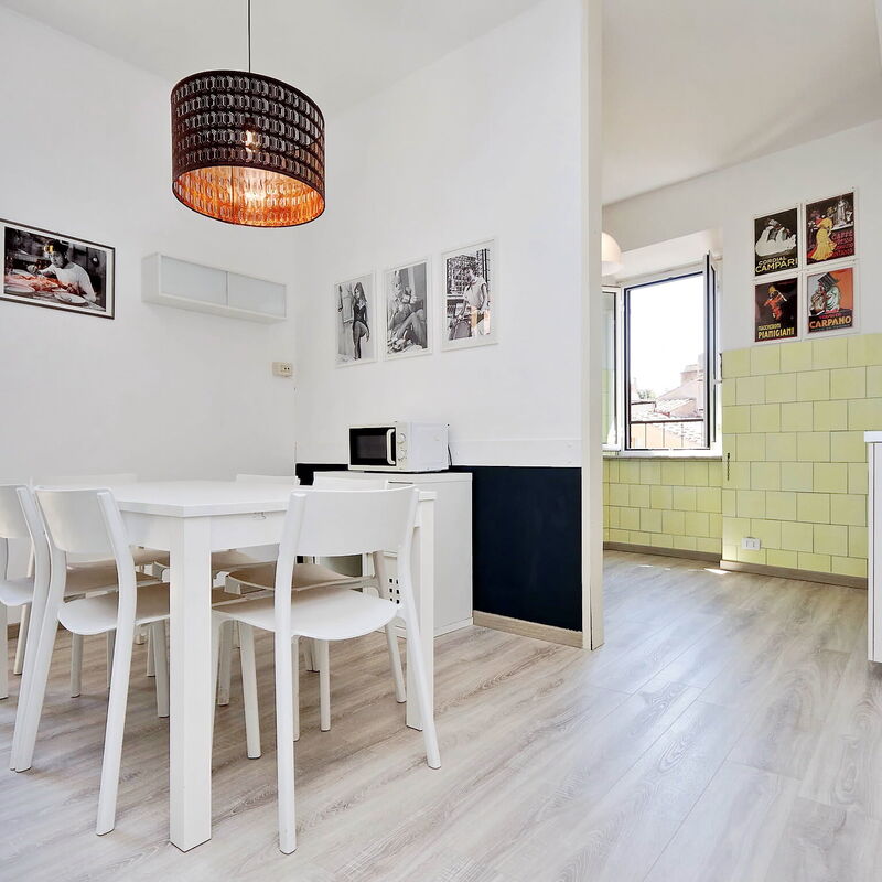 Mercede: Living room and kitchen