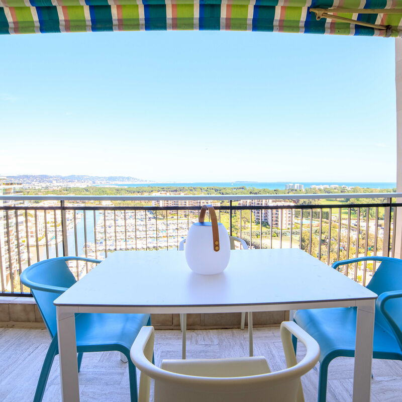 Cannes Marina - Le Surcouf: Balcony / Terrace / Patio