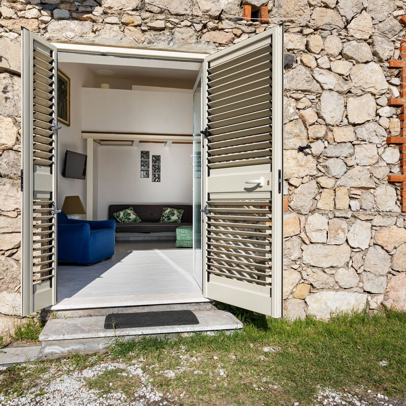 Sunrise Of Isola Bella: Entrata Principale