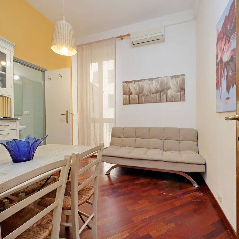 Aleardo Aleardi: Living Room