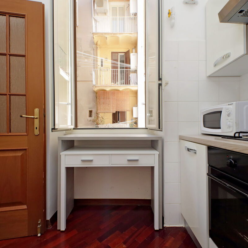 Aleardo Aleardi: Kitchen