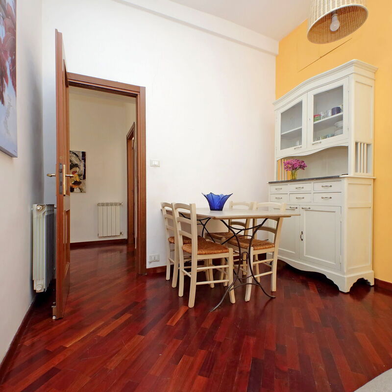 Aleardo Aleardi: Living Room