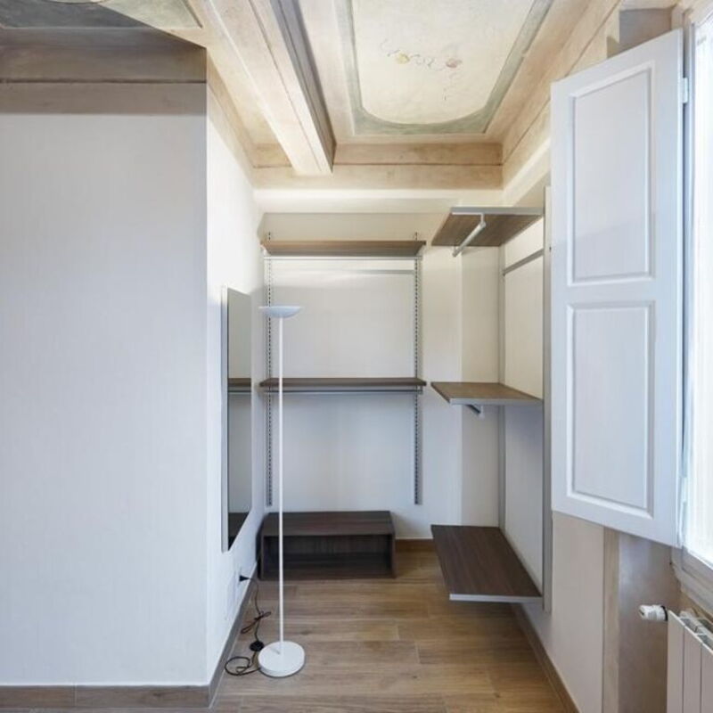 Giulia e Valentina: Other Room