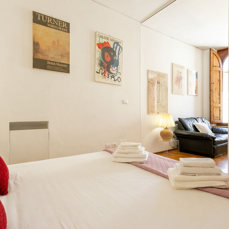 Thiago: Bedroom, Dining Room, Living Room