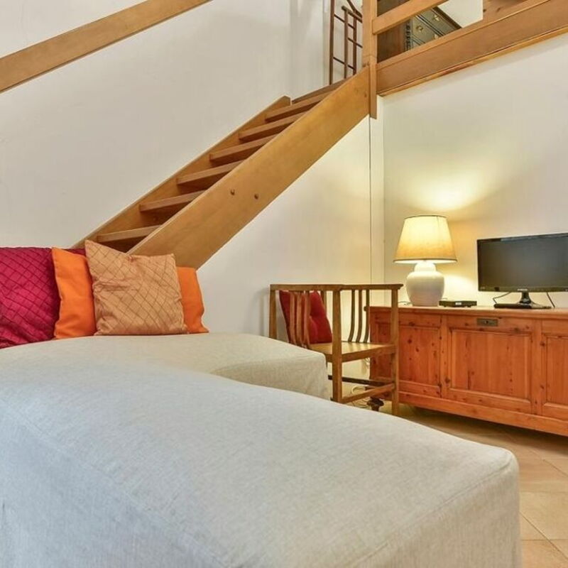 Mignon: Dining Room, Kitchen, Living Room