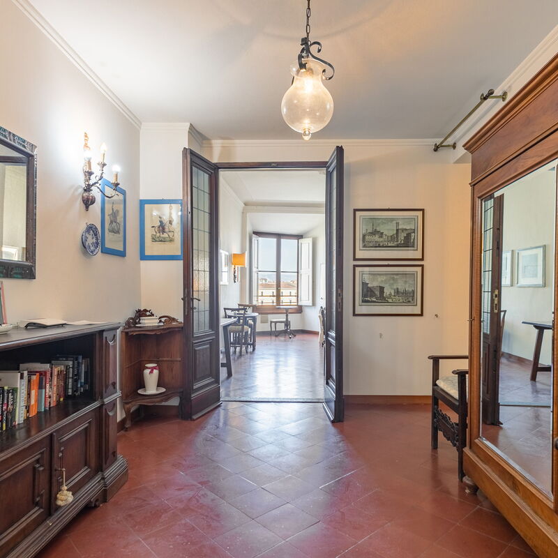 Canottieri: Living Room, Main Entrance