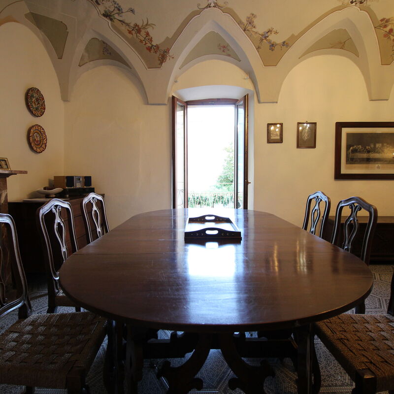 Casa Glicine On The Lake: Dining Room, Living Room