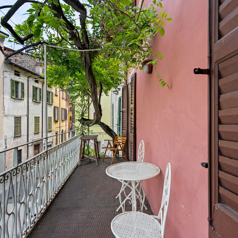 Casa Glicine On The Lake: Balcony / Terrace / Patio