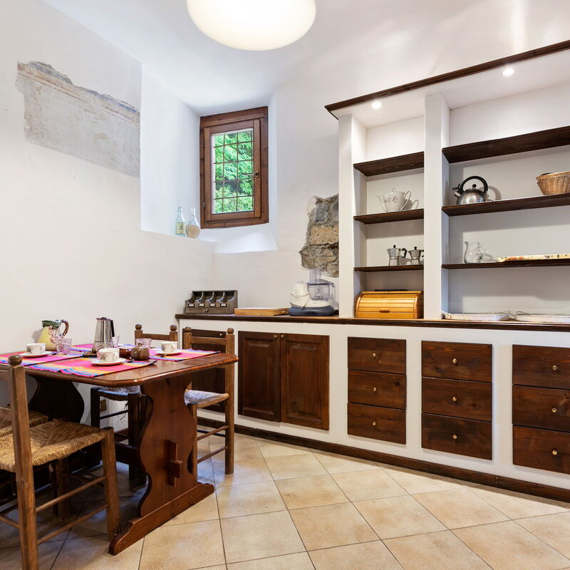 Casa Glicine On The Lake: Dining Room, Food, Kitchen