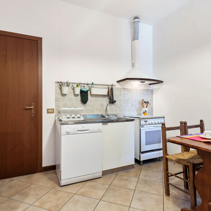 Casa Glicine On The Lake: Dining Room, Food, Kitchen