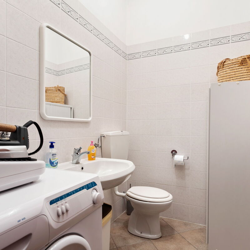 Casa Glicine On The Lake: Bathroom