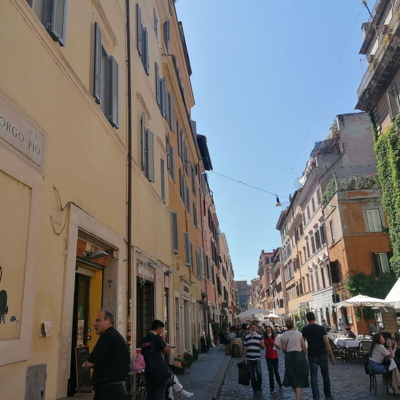 Borgo Pio: Building Exterior