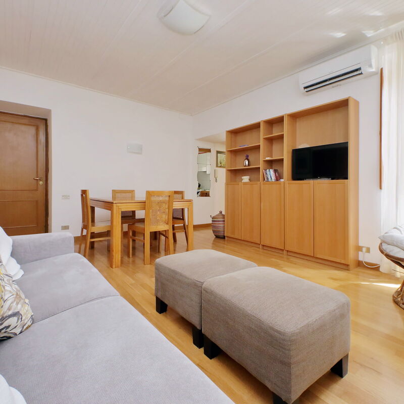 Flaminia: Living Room