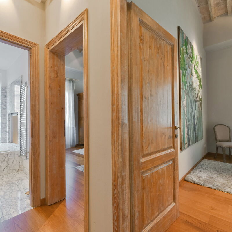 Mirage: Bathroom, Bedroom