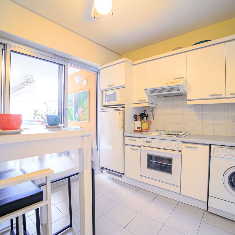 Appartement Les Allées: Kitchen