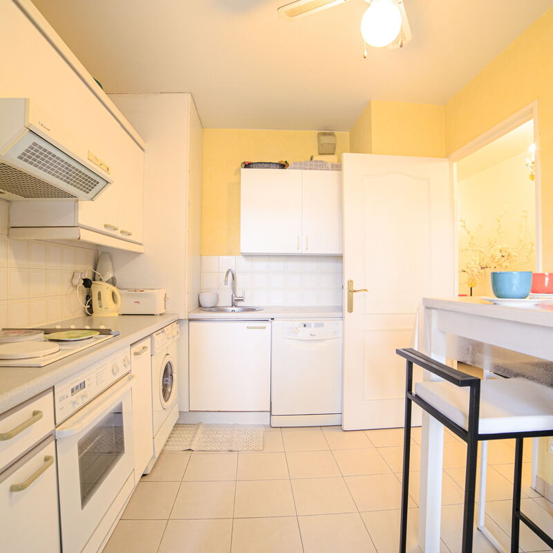 Appartement Les Allées: Kitchen