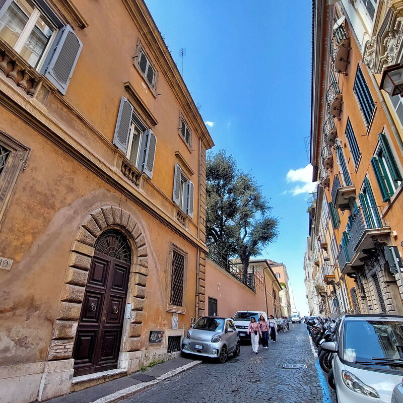 Studio con Soppalco • Via Gregoriana • Vicino Piazza di Spagna: Extérieurs, Vues