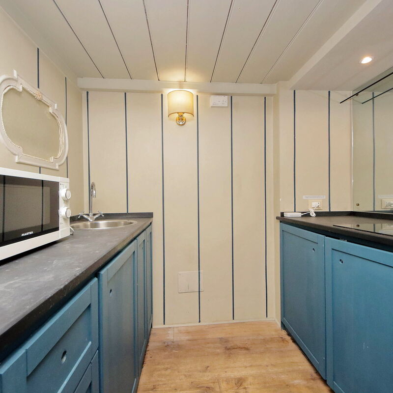 Studio con Soppalco • Via Gregoriana • Vicino Piazza di Spagna: Cuisine