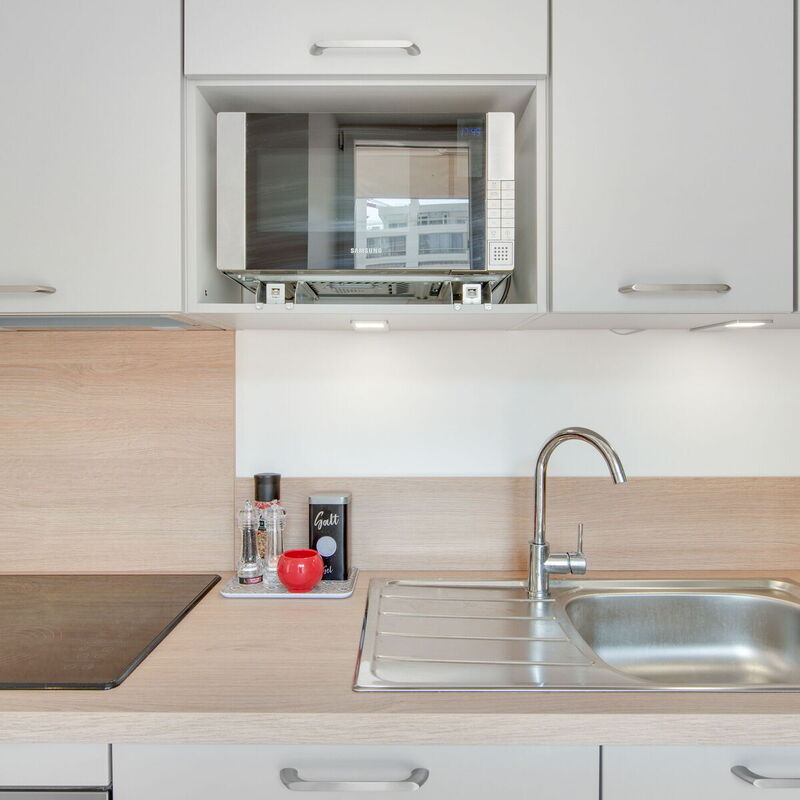 Gold Apartment Right On Famous Rue D'antibes!