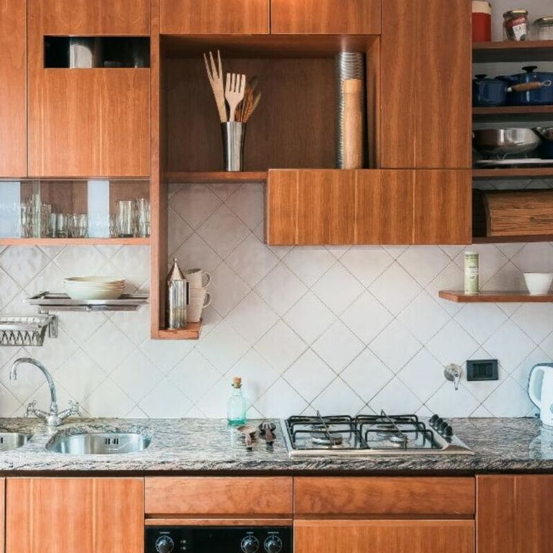 Regina Margherita: Kitchenette in living area