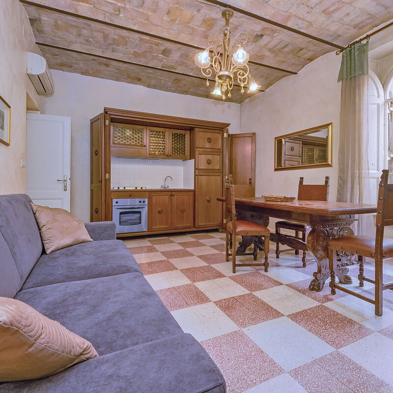 Borgo Vittorio: Cuisine, Salle à manger, Salon