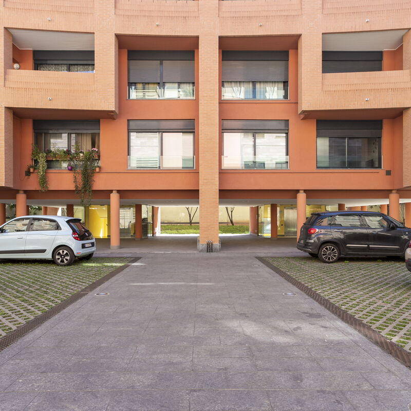 Pastorelli: Building Exterior, Summer