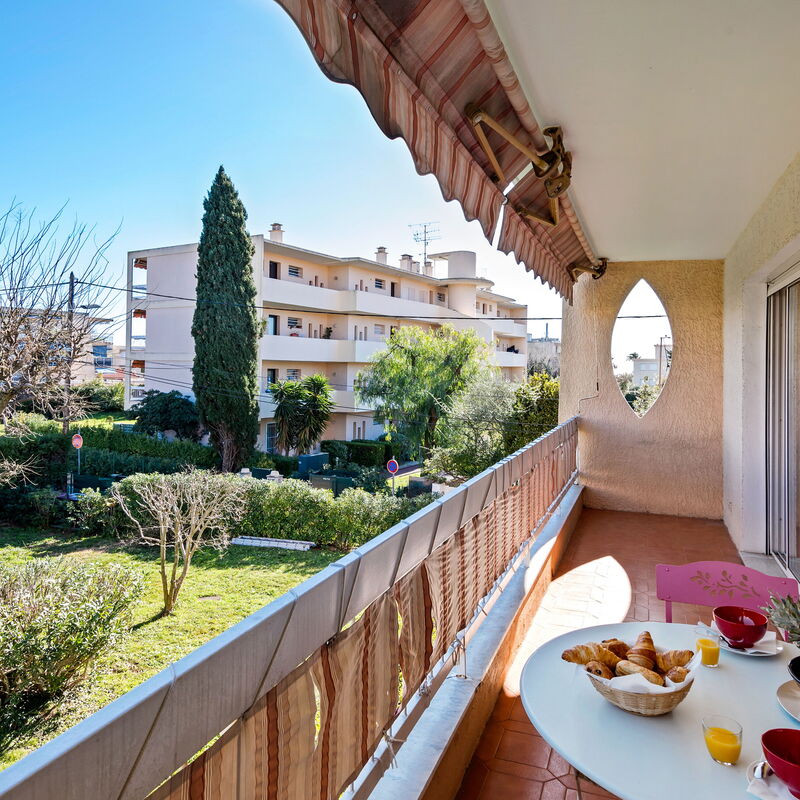 Les Jasmins Apartment: Balcony / Terrace / Patio