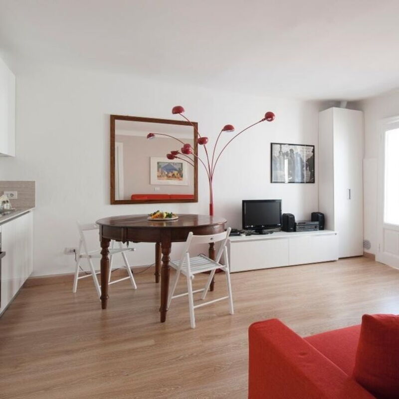 Vigevano: Autumn, Dining Room, Kitchen