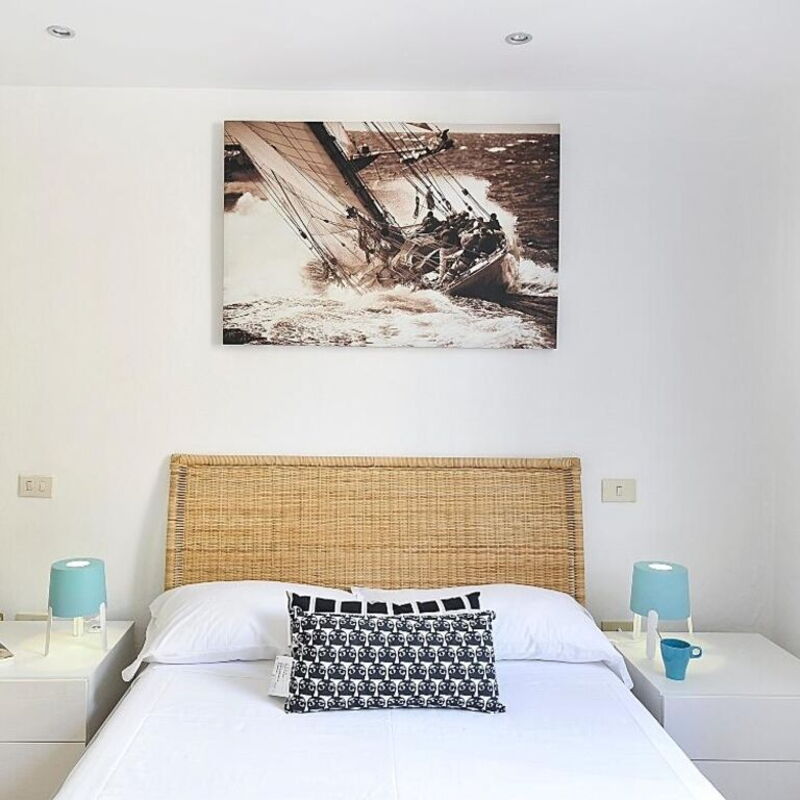 Piero Della Francesca: Bedroom