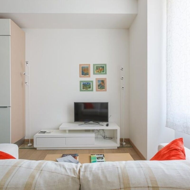 Farini: Dining Room, Kitchen, Living Room