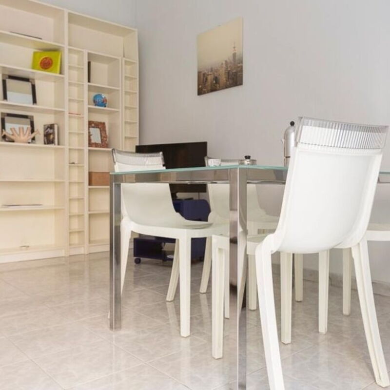 Alberti: Living Room