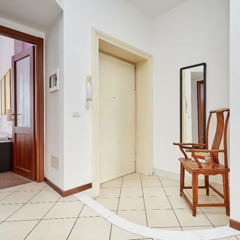 Argentina: Bedroom, Main Entrance