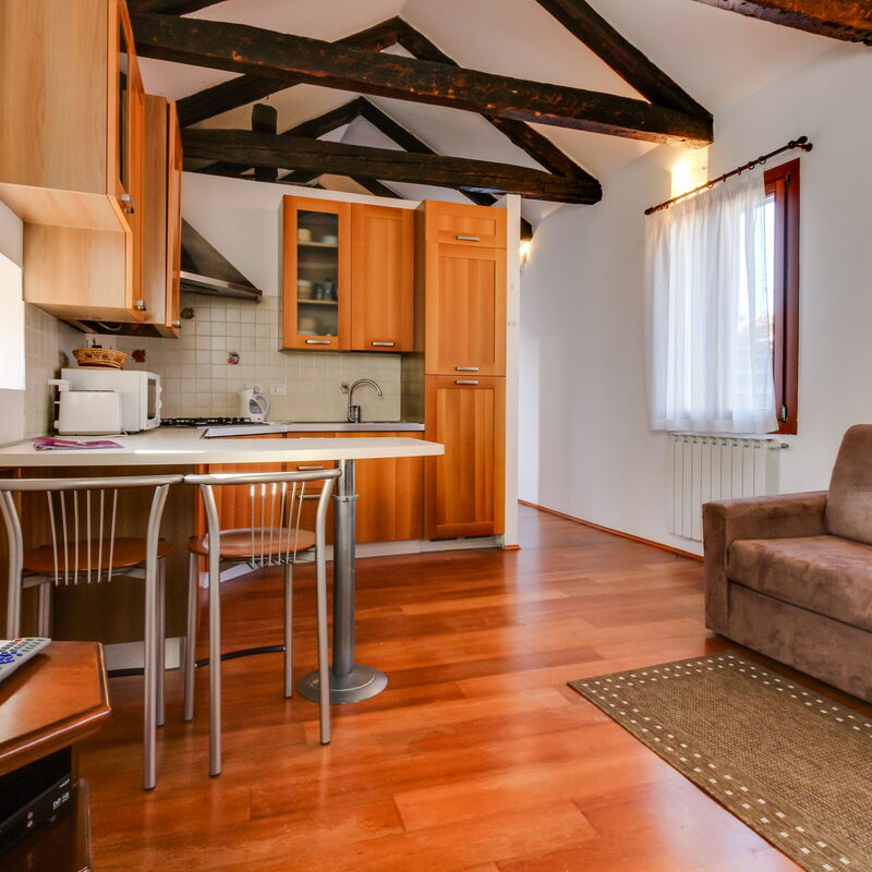 Ramo Venier: Cuisine, Salle à manger, Salon