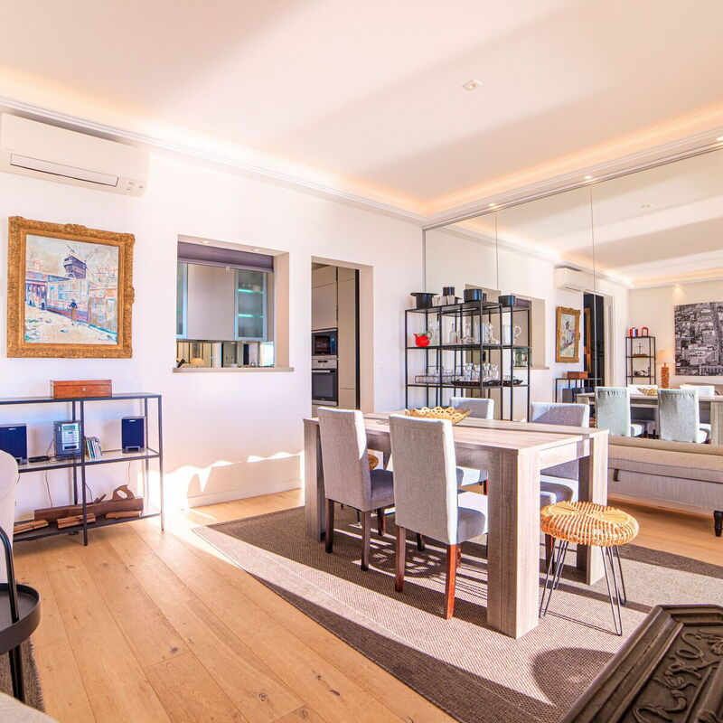 Magnifique Appartement Sur La Plage Près Du Centre