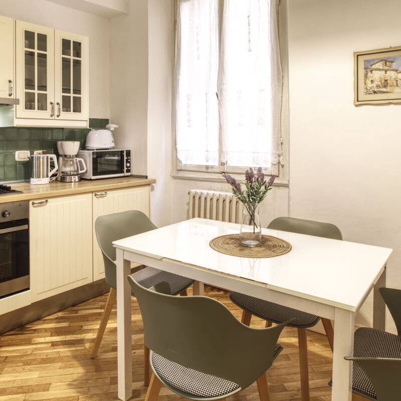 Altafronte Escape: Dining Room, Kitchen