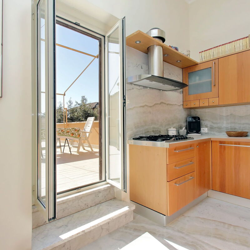 Bruno Buozzi 2br: Balcon / Terrasse / Patio, Cuisine