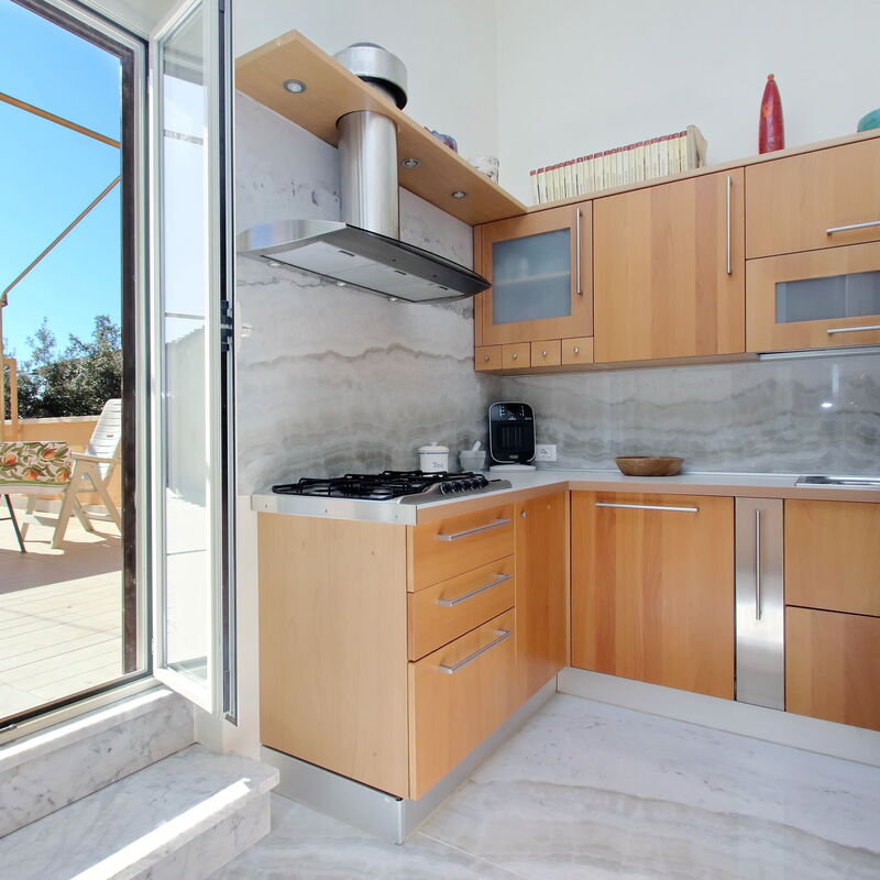 Bruno Buozzi 2br: Balcon / Terrasse / Patio, Cuisine