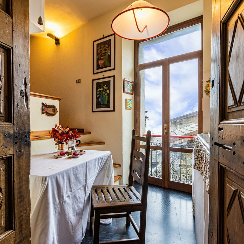 Relax Cottage In Vercana: Dining Room, Kitchen