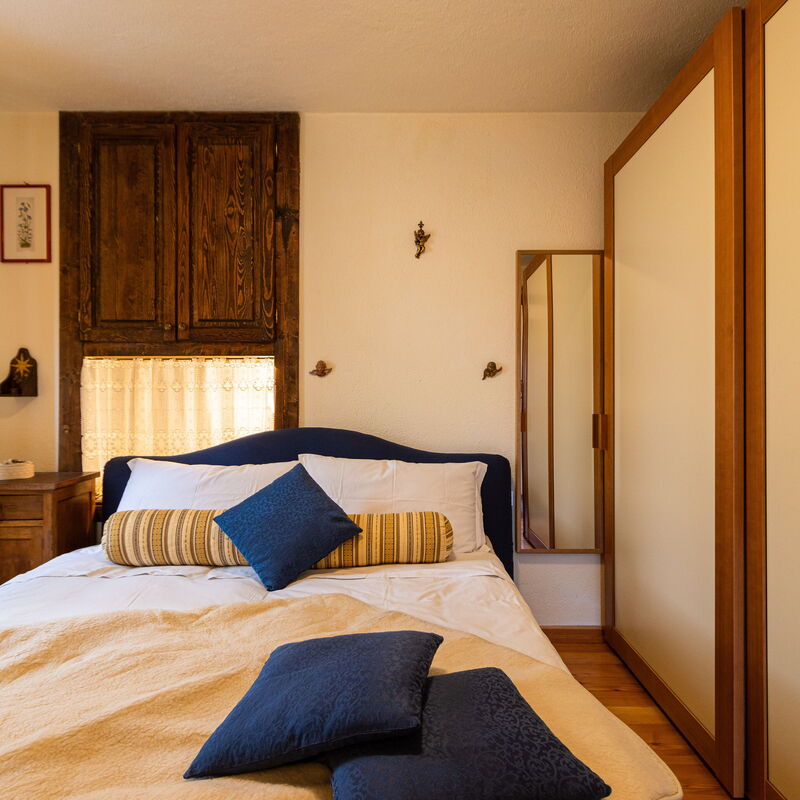 Relax Cottage In Vercana: Bedroom