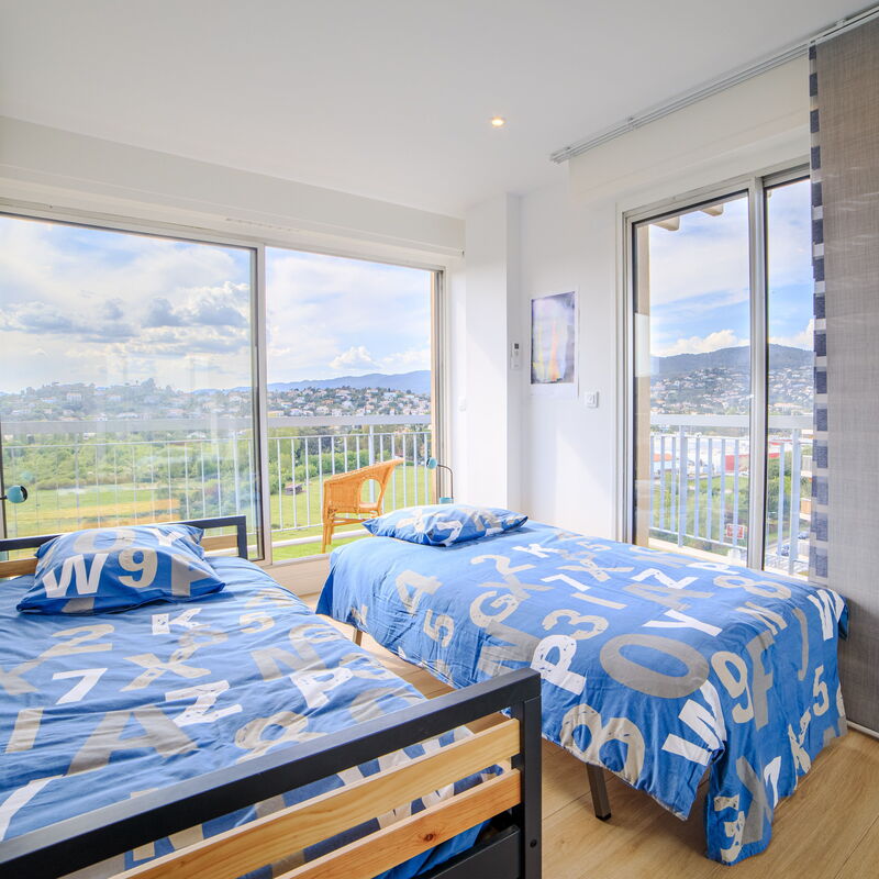 Duplex Avec Rooftop Et Vue Mer Panoramique: chambre à coucher