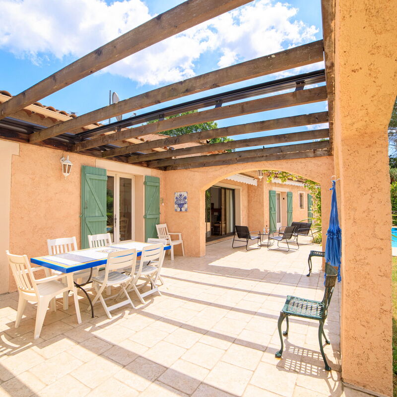 Villa Les Lauriers: bassin, Extérieur, Jardin