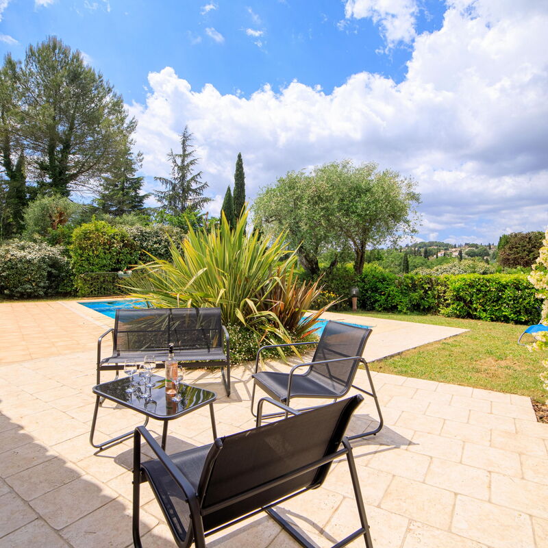 Villa Les Lauriers: bassin, Extérieur, Jardin