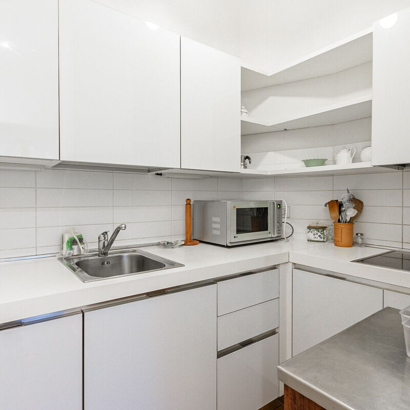 Conca Del Naviglio One Bedroom: Kitchen